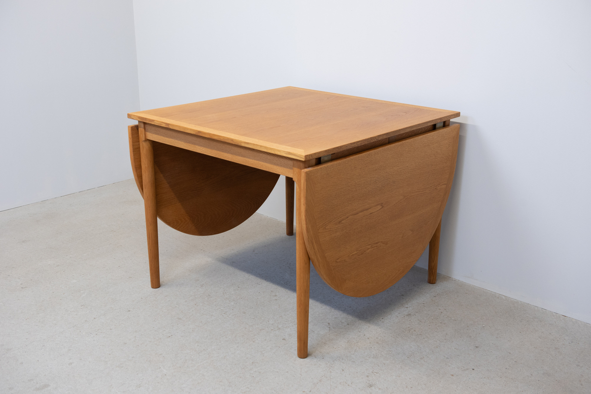 Dining Table SQ/A.Vodder