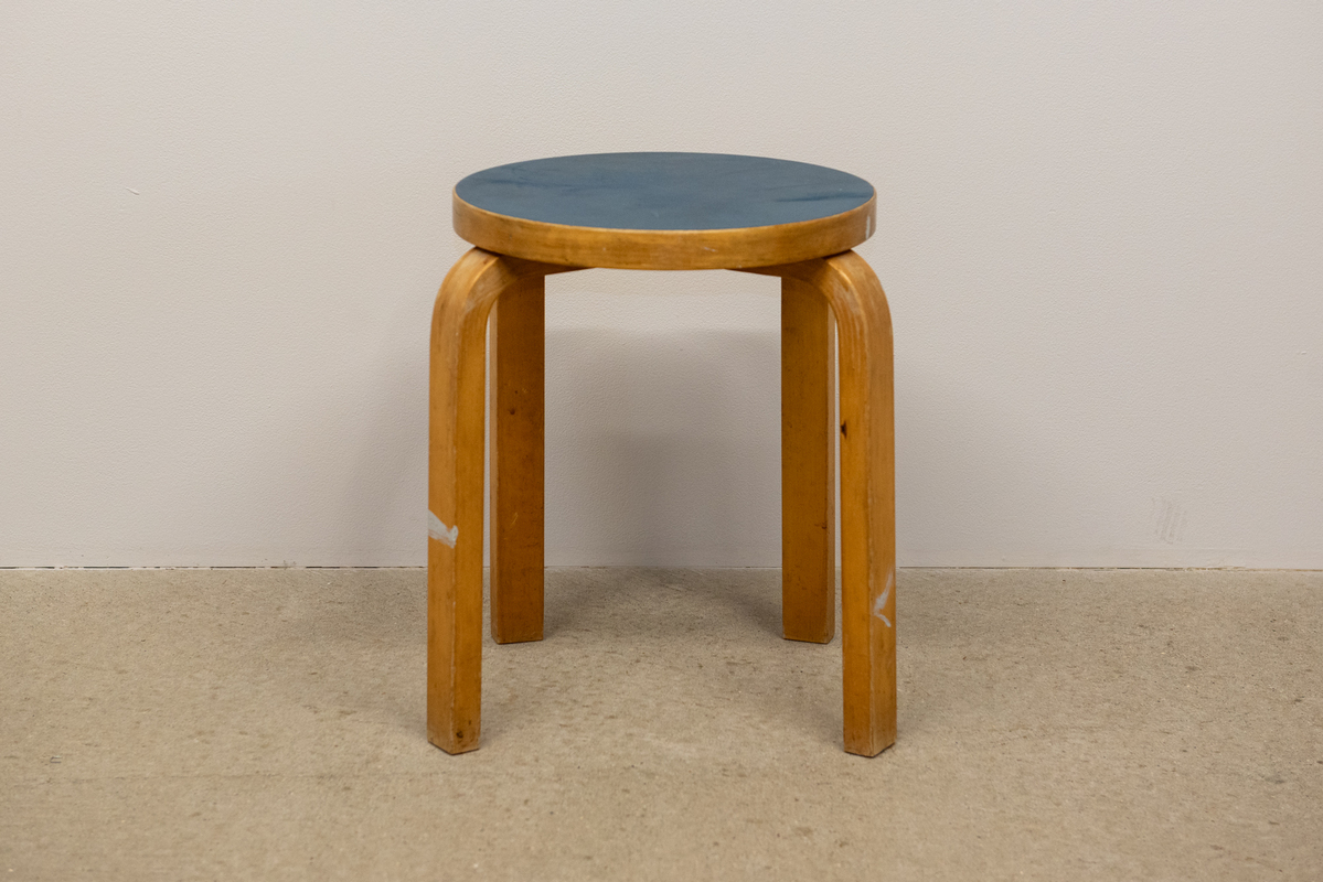 Stool E60 4legs/A.Aalto