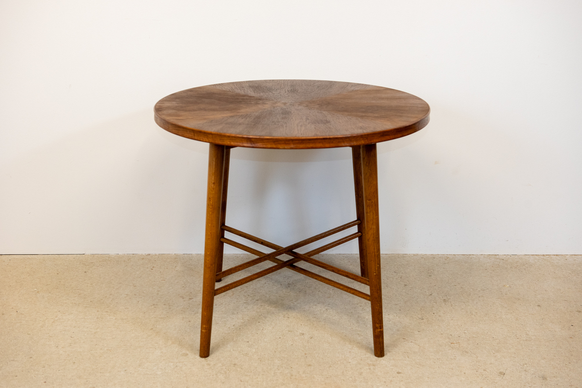 Cafe Table R80