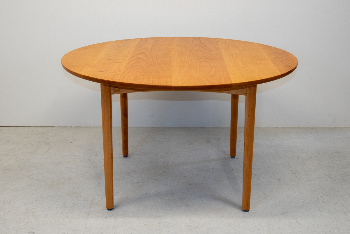 ダイニングテーブル