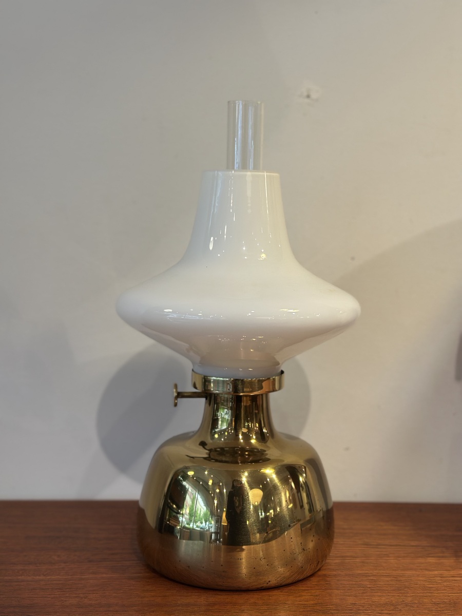 Oil Lamp 